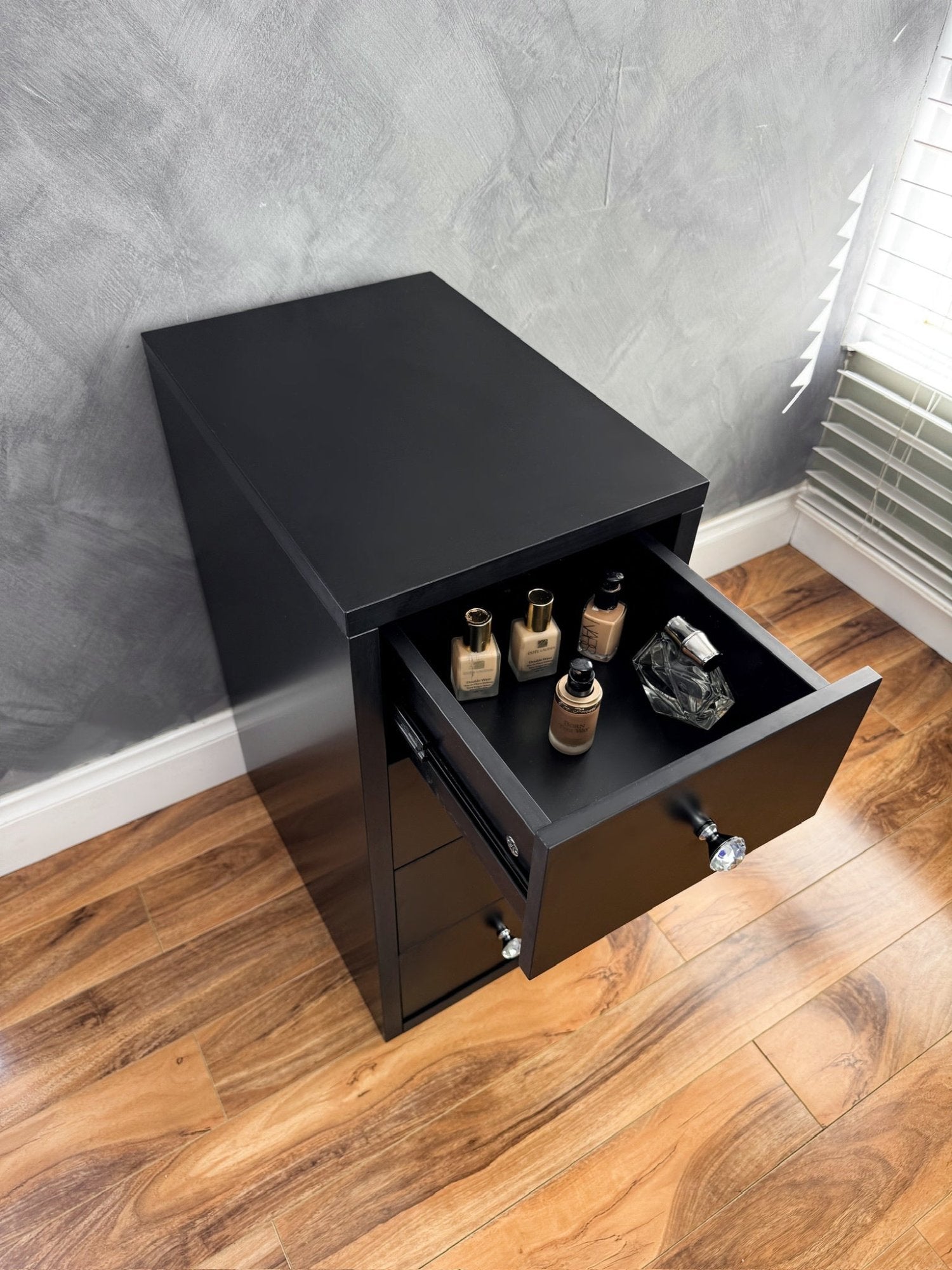 4 Drawer “Diamond” Black