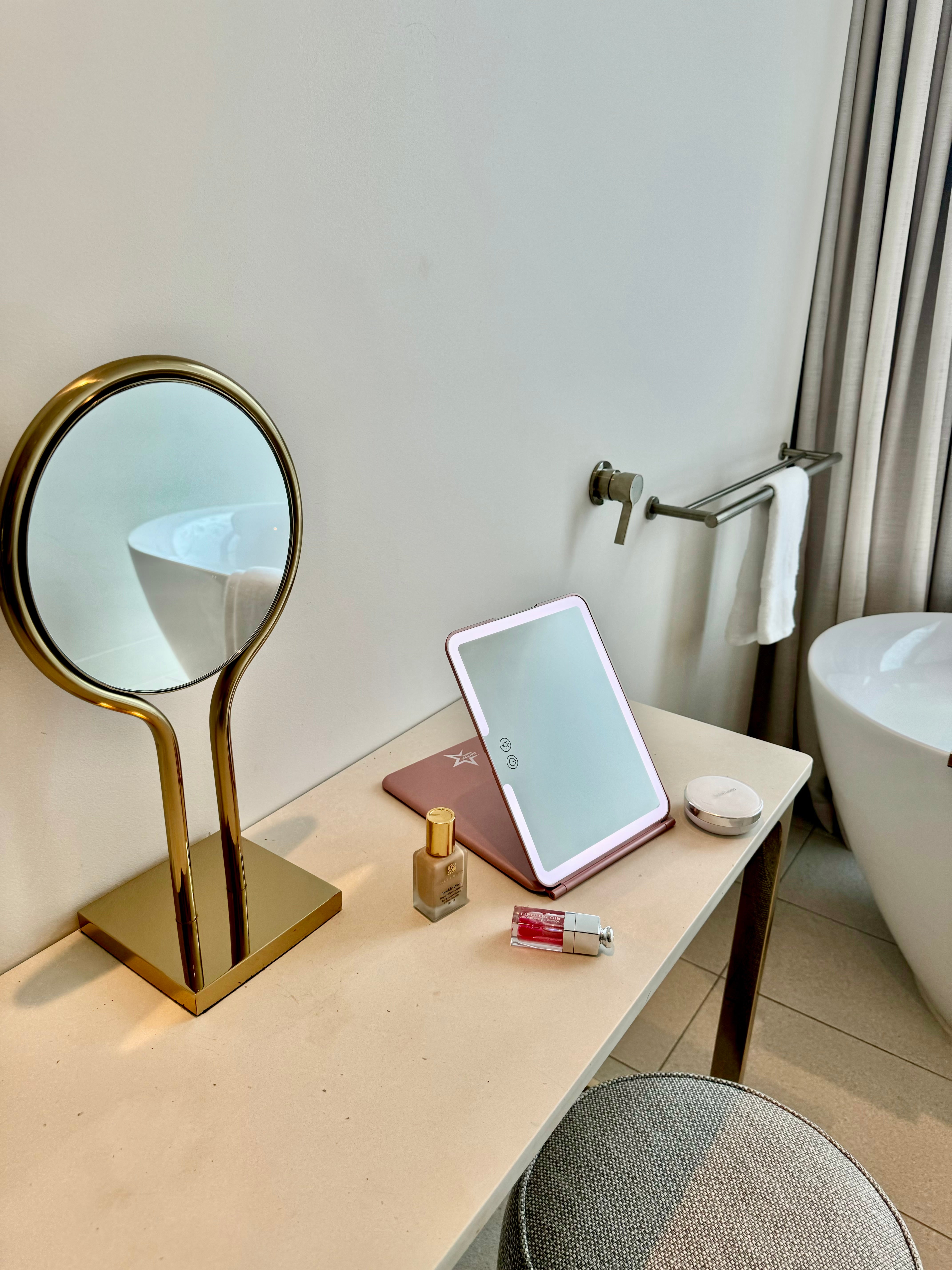 Luxe Lumin - Travel mirror
