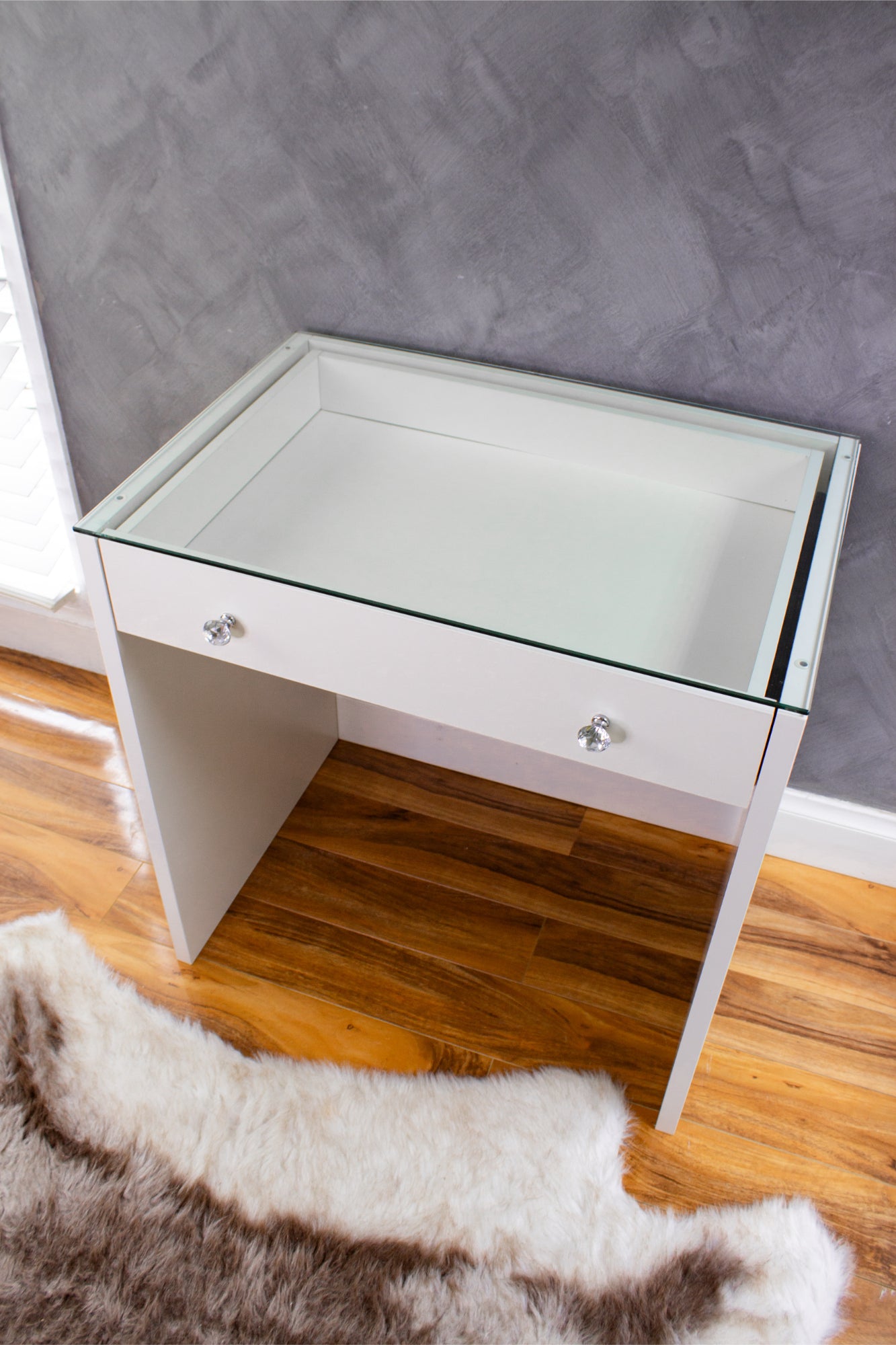 Electra Vanity Table “Diamond”