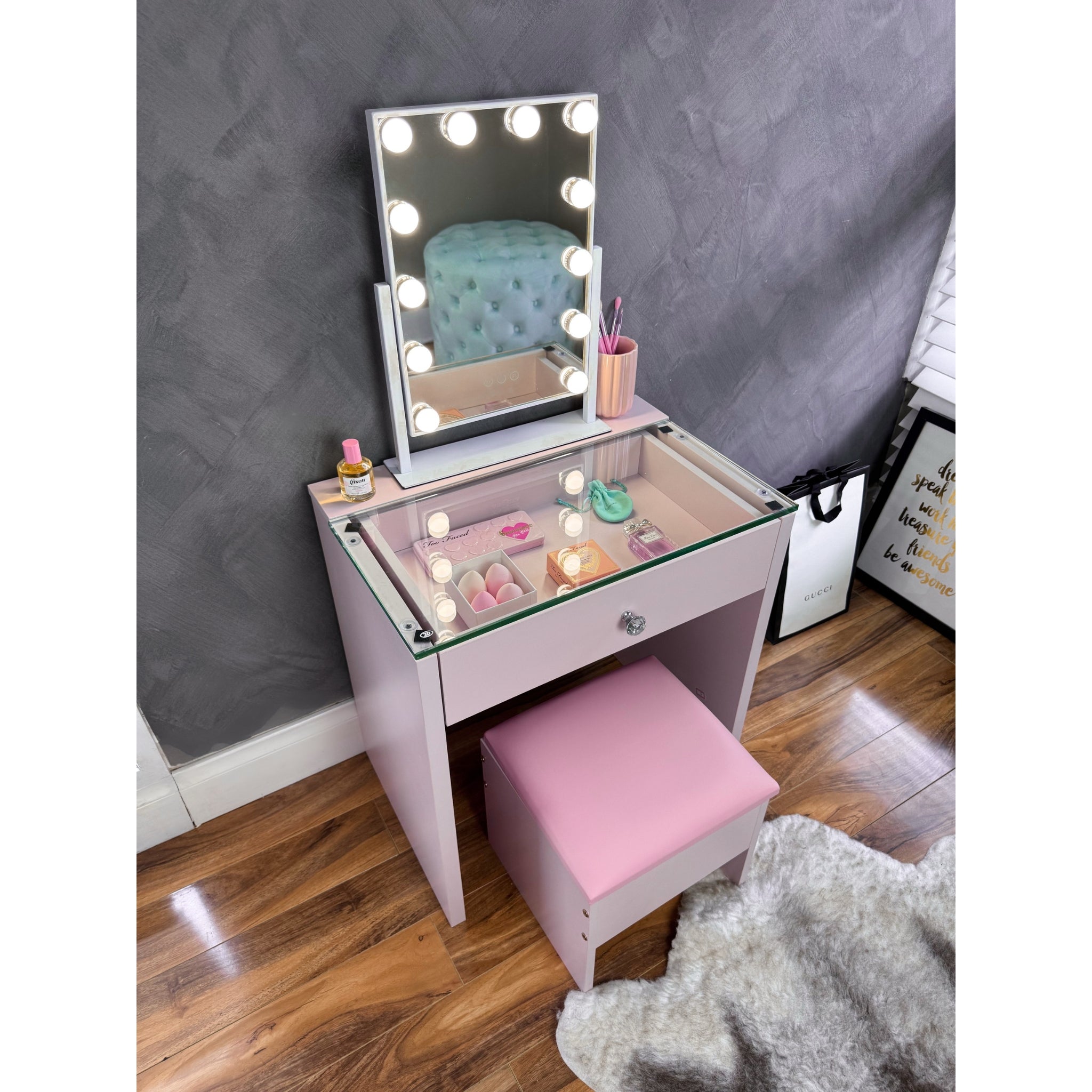 (SET) Pink Mini Vanity table, Mirror & Chair "Bling Station"