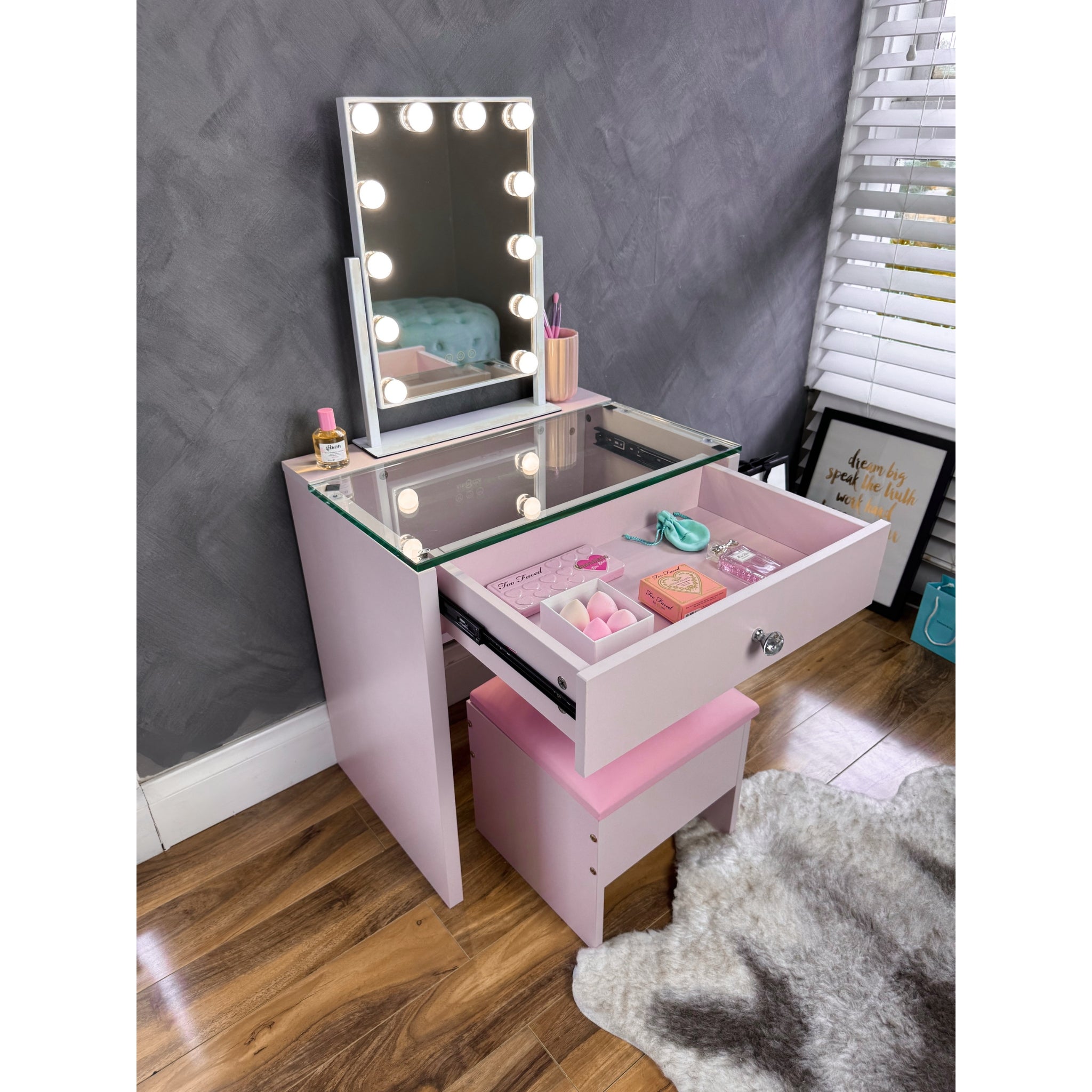 (SET) Pink Mini Vanity table, Mirror & Chair "Bling Station"