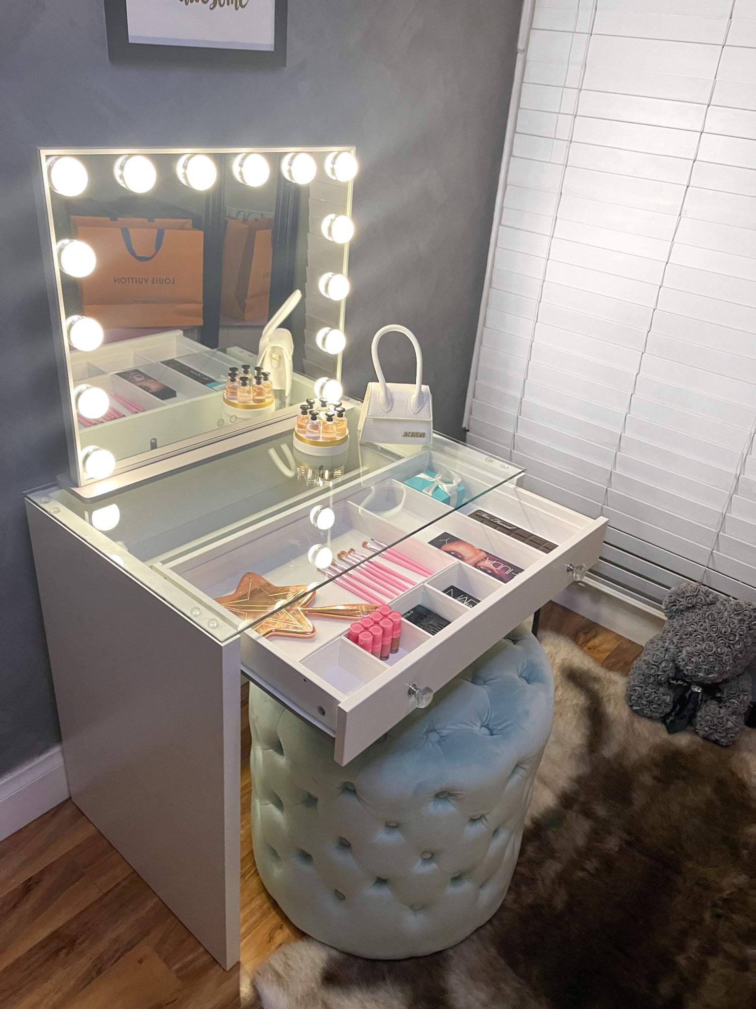 Electra Vanity Table “Diamond”